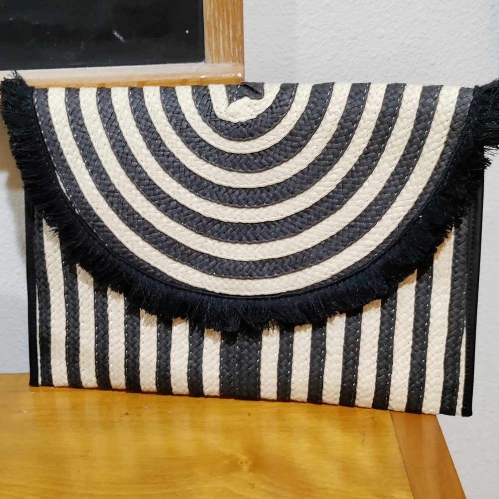 Stella & Dot Black and Cream Clutch